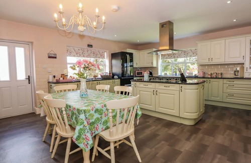 Frampton Cottage | THE GRANARY, pet friendly, luxury holiday cottage in Boston