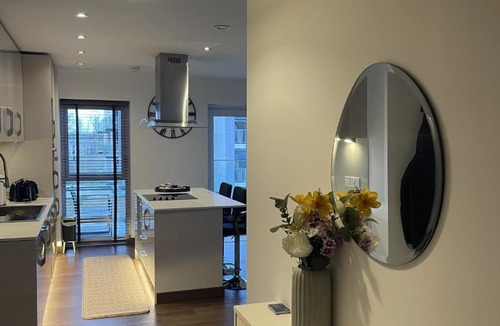 Harlow Apartment | The Hepworths Comfort Delight-Edinburgh Way Harlow