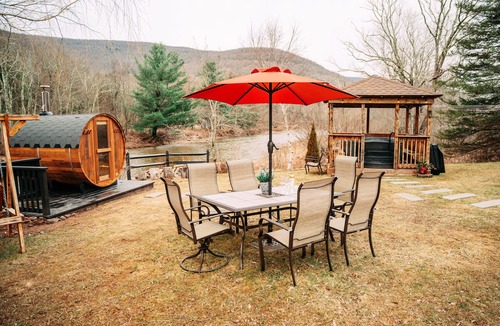 Hunter Cabin | The Hunter River Cabin