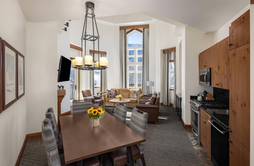 Stowe Area Resort | The Lodge at Spruce Peak, a Destination by Hyatt Residence