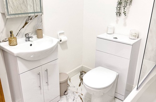 Hockley Apartment | THE LUXE HAVEN