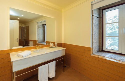 Sabrosa Hotel | The Manor House Celeirós