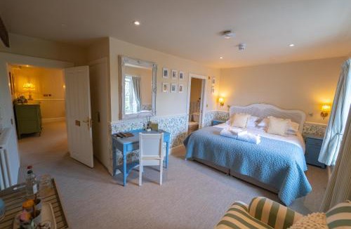 Bampton Hotel | The Market Tavern