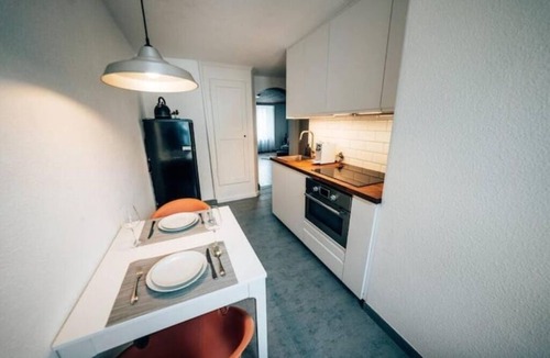 Glarus Apartment | The Nest - your cozy retreat in the heart of Glarus 🏔️