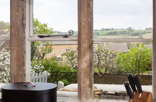 Guiting Power Cottage | The Nook - a charming Cotswolds property in Guiting Power sleeping 6 guests