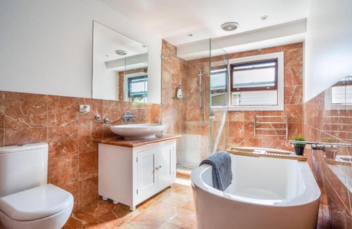 Kew House | The Panoramic Tree View Home in Melbourne City