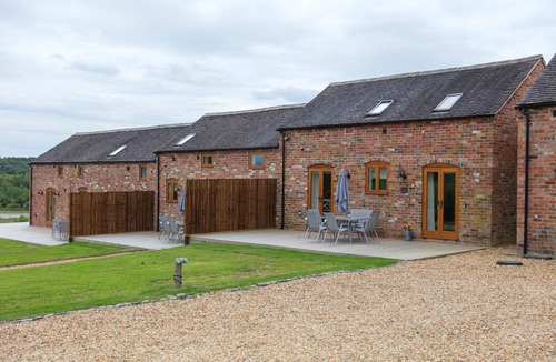Ashby-de-la-Zouch House | The Parlour 2 bedroomed barn conversion sleeps 4 + 2