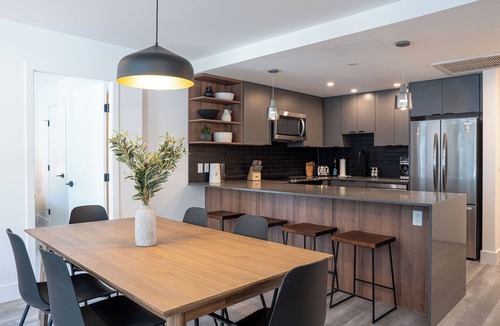 Revelstoke Condo | The Peaks and Birdies