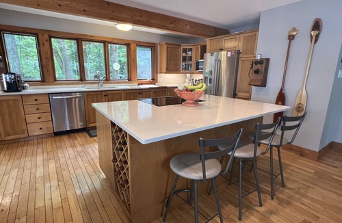 Bala Cottage | The perfect Muskoka Experience for Three Generational Families