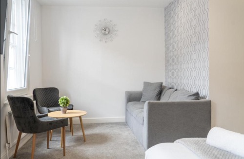 Spalding Bed & Breakfast | The Red Lion Hotel