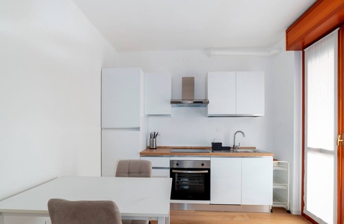 Monza Apartment | The Right House, Modern and Spacious Three-room Apartment Near Policlinico Monza