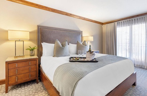 Vail Hotel | The Sebastian - Vail