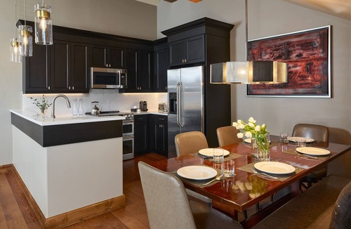 Vail Hotel | The Sebastian - Vail