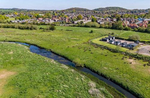 Stapleford House | The Secret Meadow - Hottubs Wellness Retreat