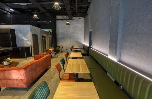 Te Aro Hotel | The Viv Hotel Wellington