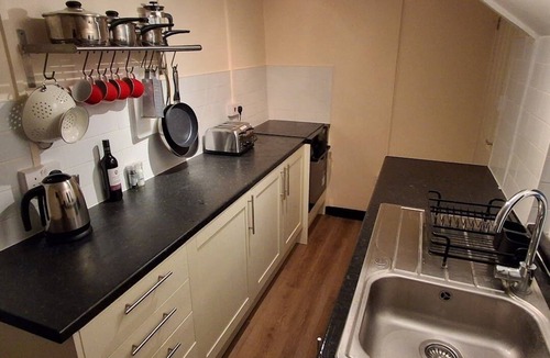 Ongar Cottage | The Walnut Nook - A cosy, charming cottage in the country side.