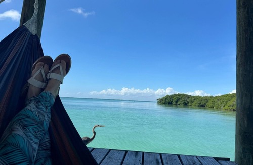 St. George's Caye House | Therapy Cabin 3 - Island Cabin - AC, Boat Transfer, Starlink