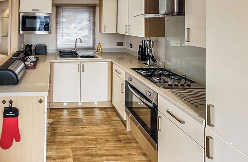 Bumble's Green House | This stylish and contemporary holiday home is great for a family getaway.