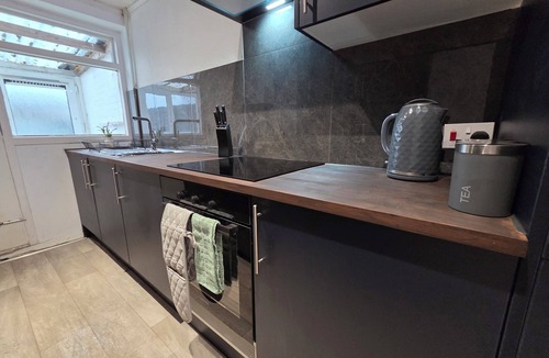 Northampton House | Thornhill Suit