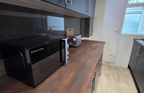 Northampton House | Thornhill Suit