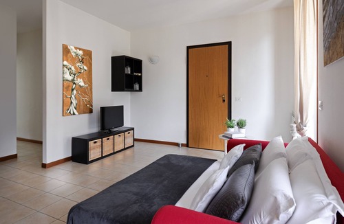 Roe Apartment | Three-room apartment 4 beds terraces garage wifi Lake Garda
