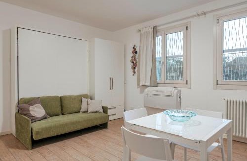 Toscolano Maderno Apartment | Tiny Oasis - Studio by the lake