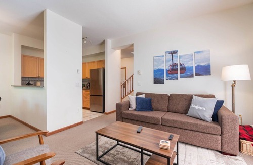 Village North Apartment | Top location | Pool & hot tub | BBQ | AC | Parking