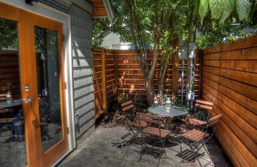 Kitsilano House | Top Vancouver rental, Avalon Coach House in Kitsilano