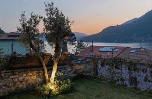 Torno Villa | Torno Lumina - Secluded Garden Retreat - Lake View