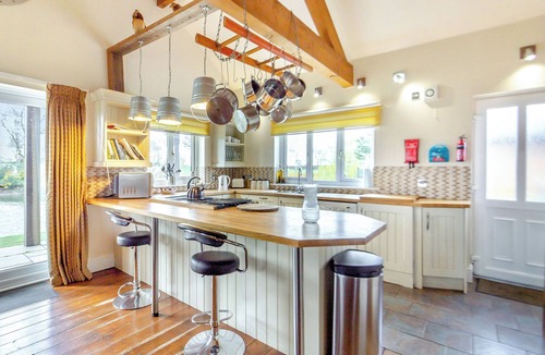 Aubourn Ski Chalet | Traditional two bedroomed lodge with two double rooms.