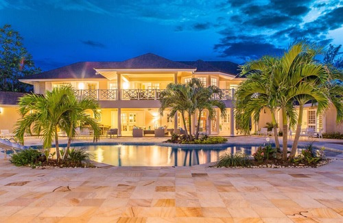 Mammee Bay Estates Villa | Tranquil haven, beachfront, pool & tennis court