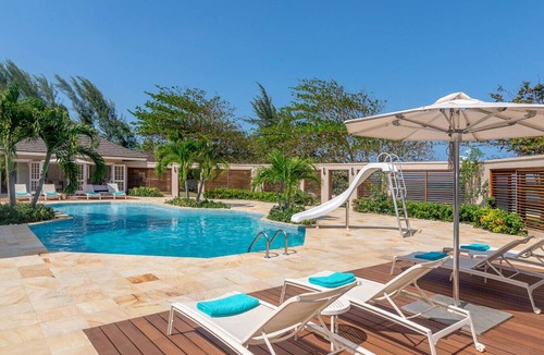 Mammee Bay Estates Villa | Tranquil haven, beachfront, pool & tennis court