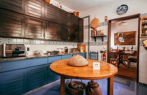 Galamares House | Tranquil holiday home with pool in Sintra