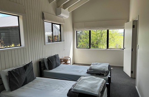 Ararimu House | Tranquil retreat in close proximity to Auckland
