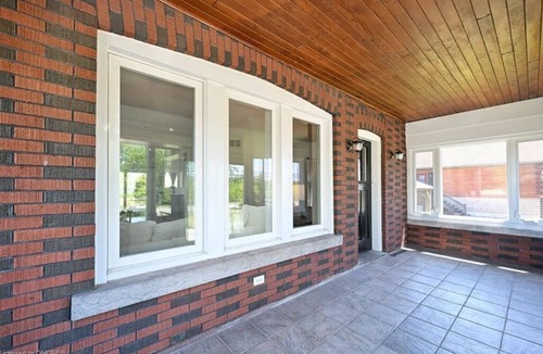 Hamilton House | Tranquil Waterfront Beach House