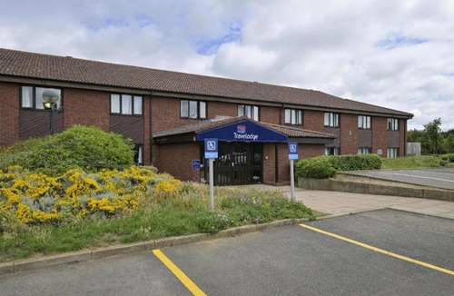 Fen Stanton Hotel | Travelodge Huntingdon Fenstanton
