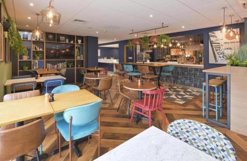 Dunmow Hotel | Travelodge Stansted Great Dunmow
