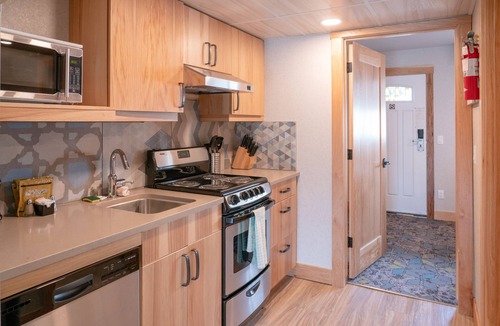 Banff Cabin | Tunnel Mountain Resort