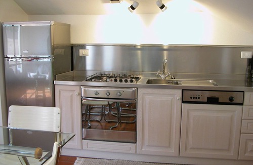 Domaso Apartment | two bedrooms apartment in a beachfront villa with garden and pool and use, wifi