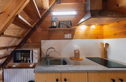 Montardit de Baix House | Typical wooden bungalows near Sort, pets allowed
