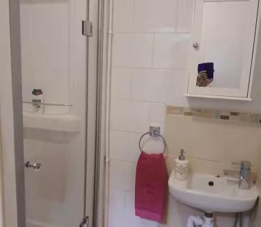 Oadby House | Ultra-Central Leicester - Uni, Stadium & City