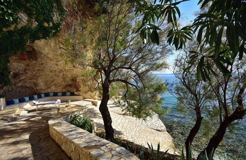 Barbati Villa | Unique luxury villa direct access to a private beach infinity pool 20mns Corfu