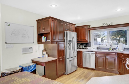 Jordan Harbour House | Unwind @ LakeHouse with Hot Tub