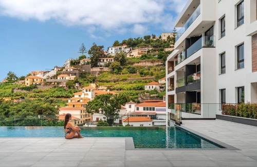 Sao Pedro Apartment | Uptown 13 apartment by An Island Apart