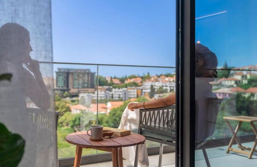 Sao Pedro Apartment | Uptown 13 apartment by An Island Apart