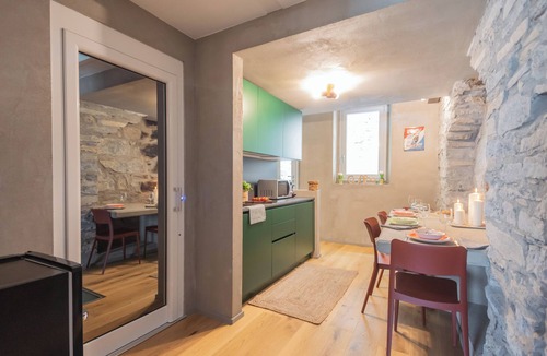 Carate Urio Apartment | Urio's Castle Suites