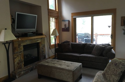 Rossland Condo | Vacation Penthouse Condo in a Ski and Mountain Bike Resort