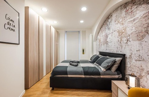 Downtown Apartment | Varese Centro - Eleganza con comfort e stile