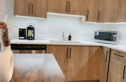 Langford Apartment | Victoria luxury one bedroom suite
