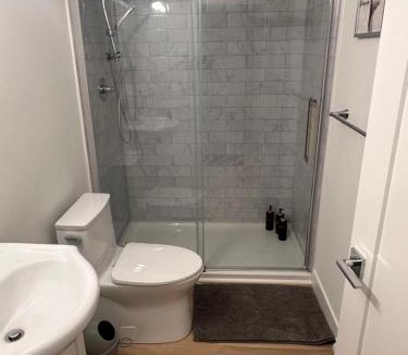 Victoria Apartment | Victoria's Family Oceanside Retreat, brand new 2br